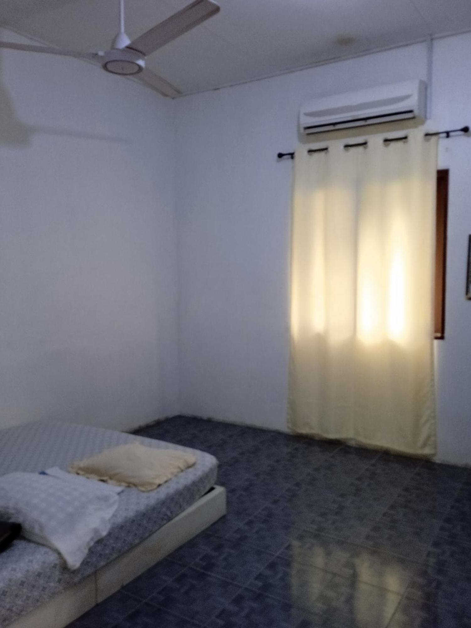 Homestay Idaman Di Kuala Terengganu Dengan 2 Bilik Aircond - Harga Utk 1 Rumah Exterior foto